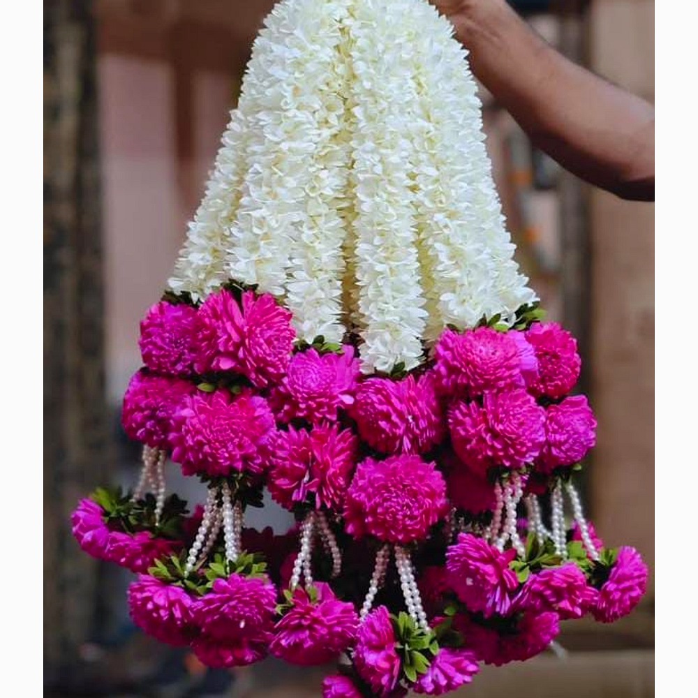 Traditional Temple Veni & Garland Bunch
