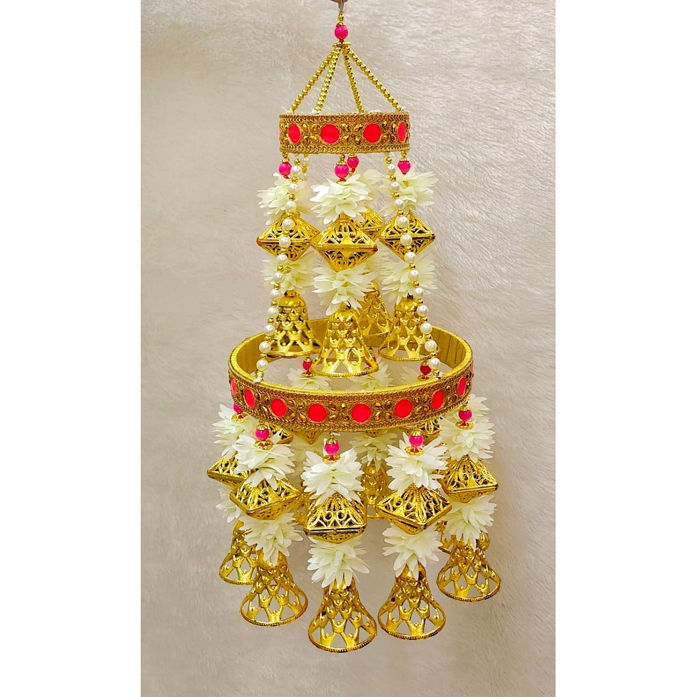 Grand Tiered Jasmine & Gold Bell Jumar