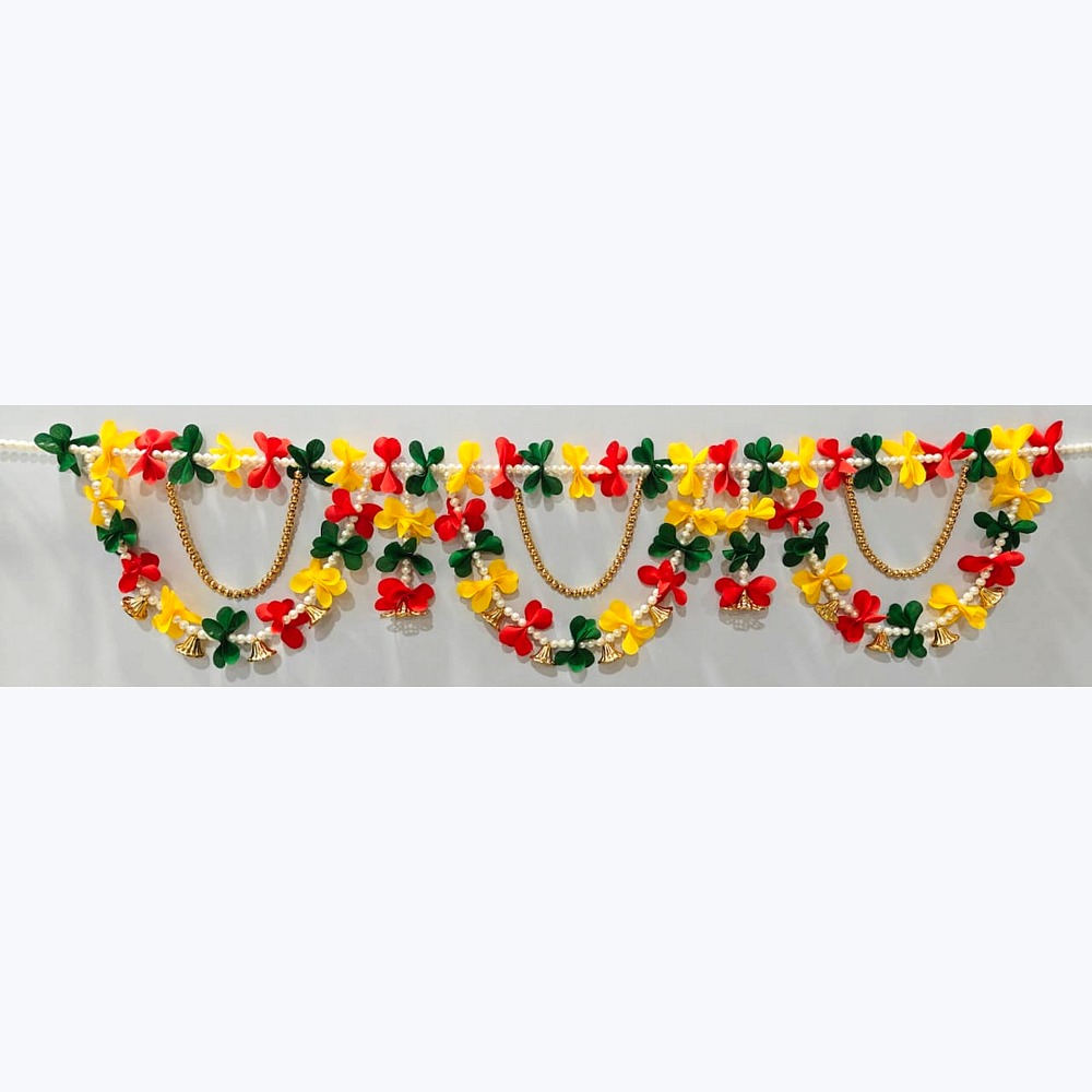 Satin Petal & Pearl Scalloped Toran